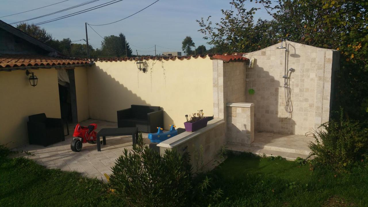 La Providence Hotel Illiat Kültér fotó