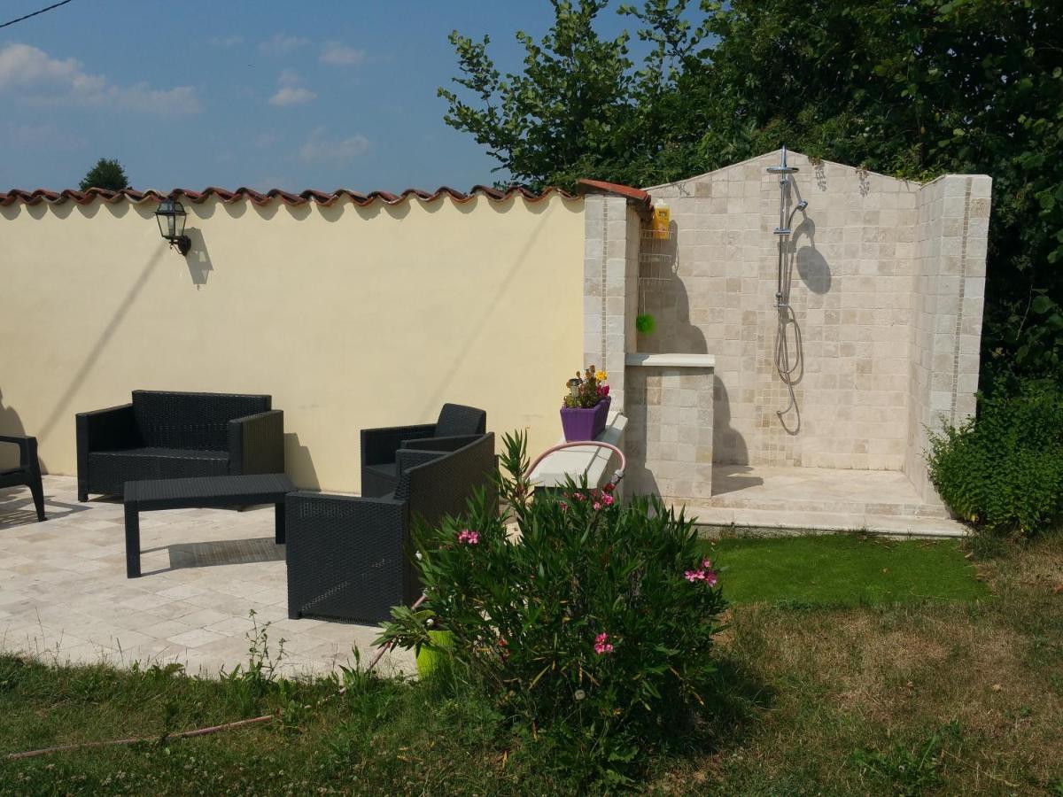 La Providence Hotel Illiat Kültér fotó