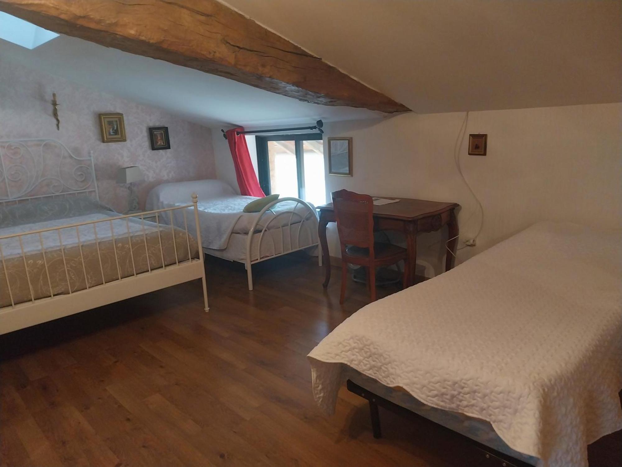 La Providence Hotel Illiat Kültér fotó