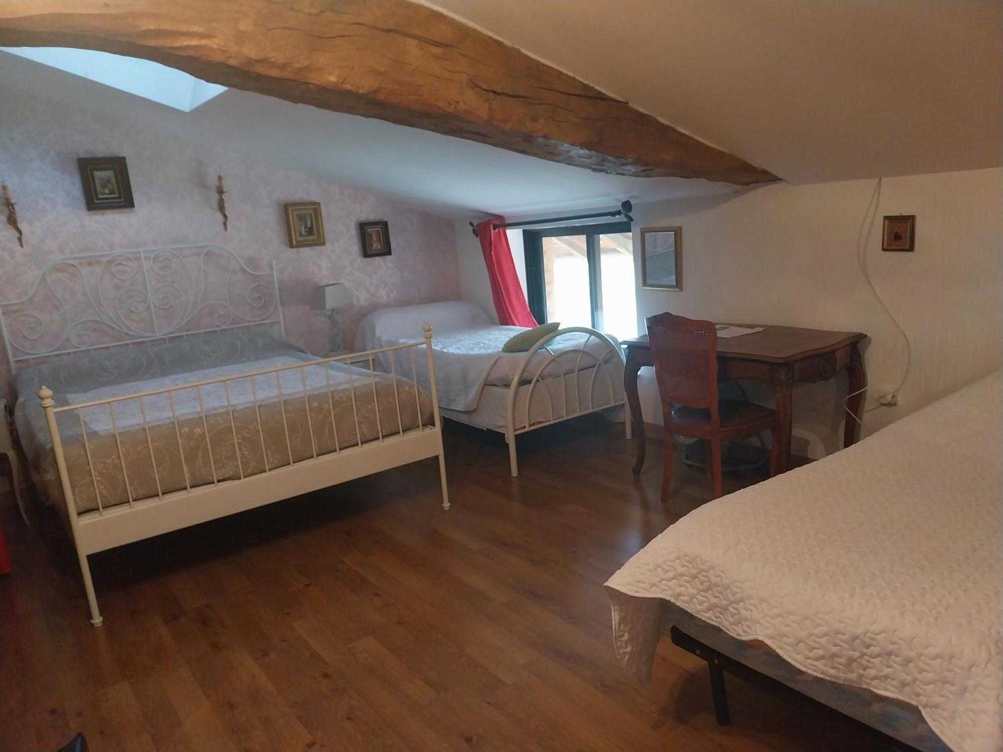 La Providence Hotel Illiat Kültér fotó